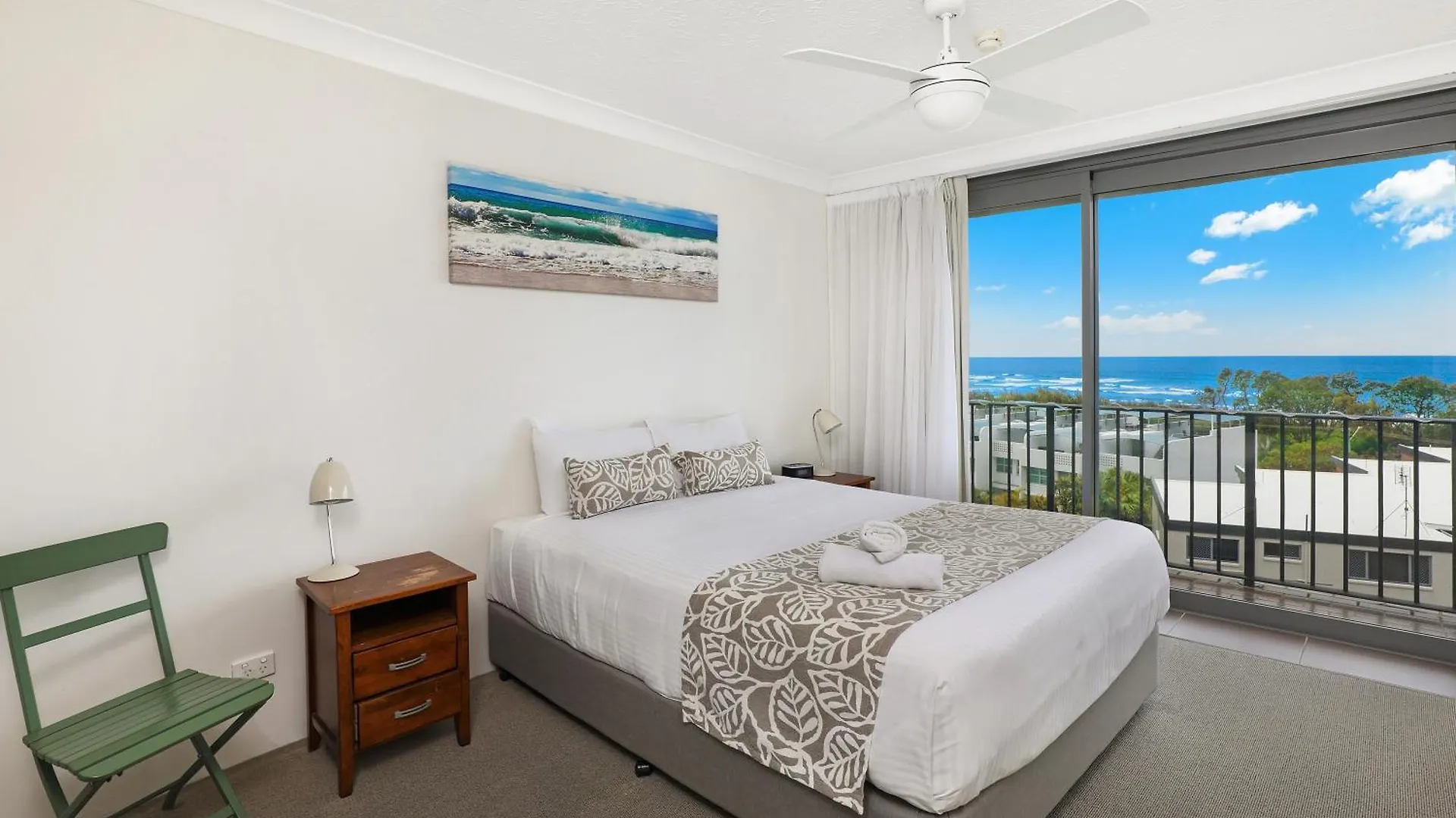 Majorca Isle Beachside Resort Maroochydore