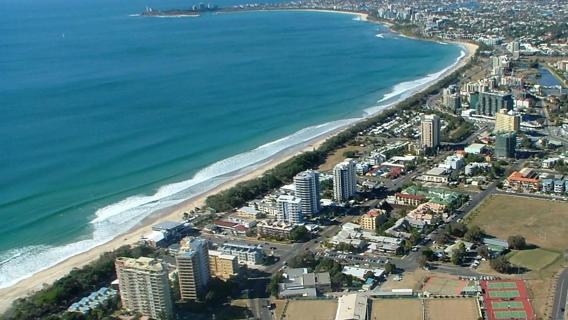 Majorca Isle Beachside Resort Maroochydore